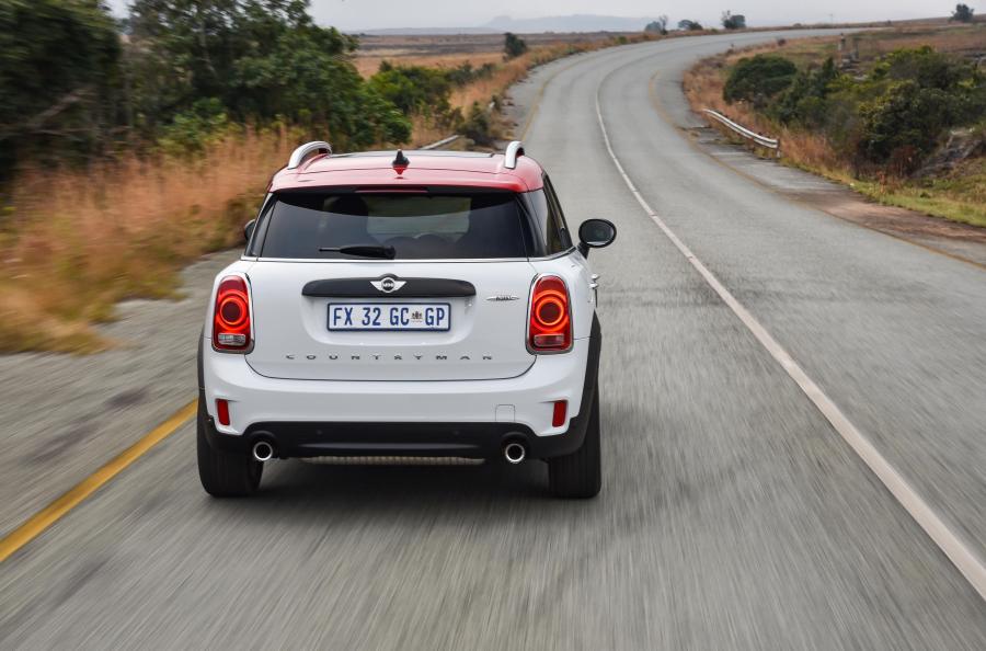  Mini John Cooper Works Countryman (F60) 2017 года  (ZA) (фото 26 из 40)